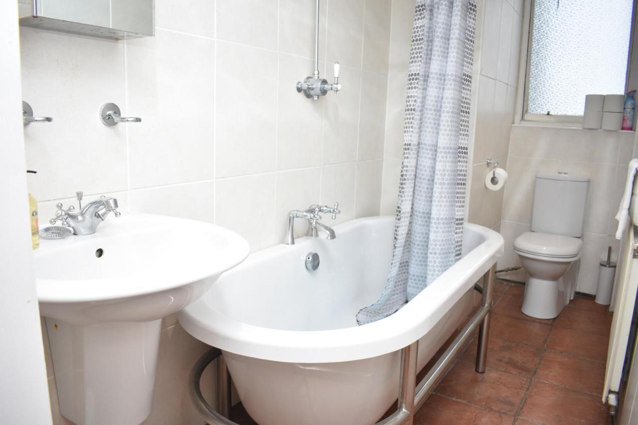 East Claremont - Beautiful 2Br Apartment In Central EDI Exterior photo